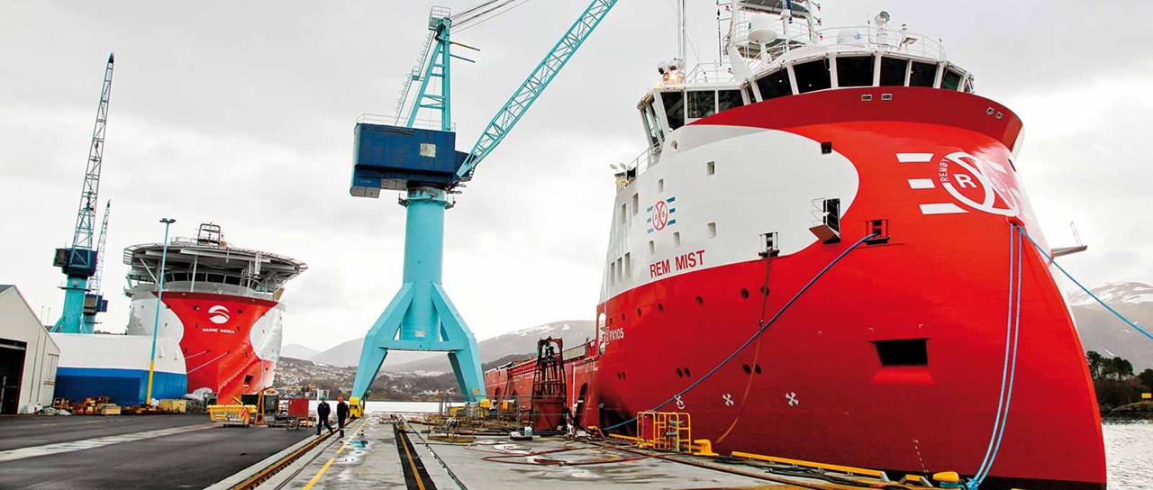 Kabel- och rörgenomföringar för försörjningsfartyg för offshore